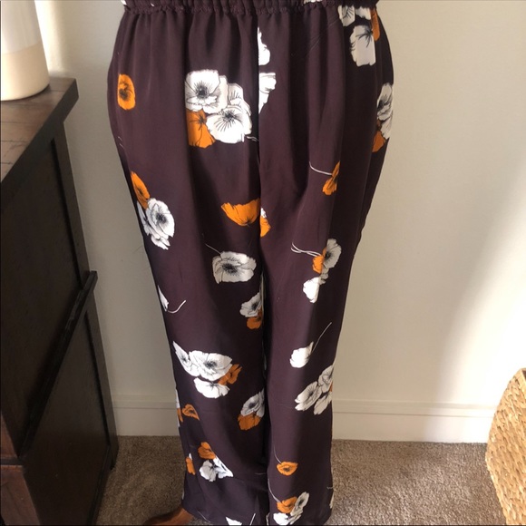 Cupcakes and cashmere floral jumpsuit brown medium - Picture 11 of 15